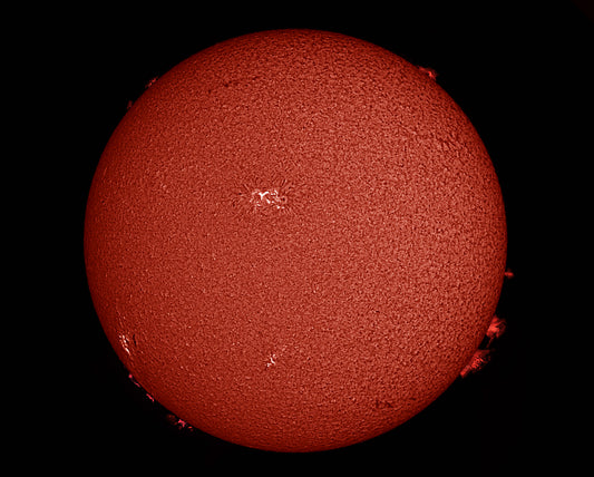 Full disc with AR2827 prominently featured