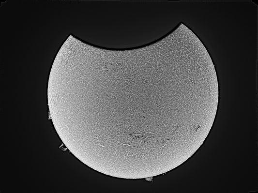 Partial eclipse October 25, 2022