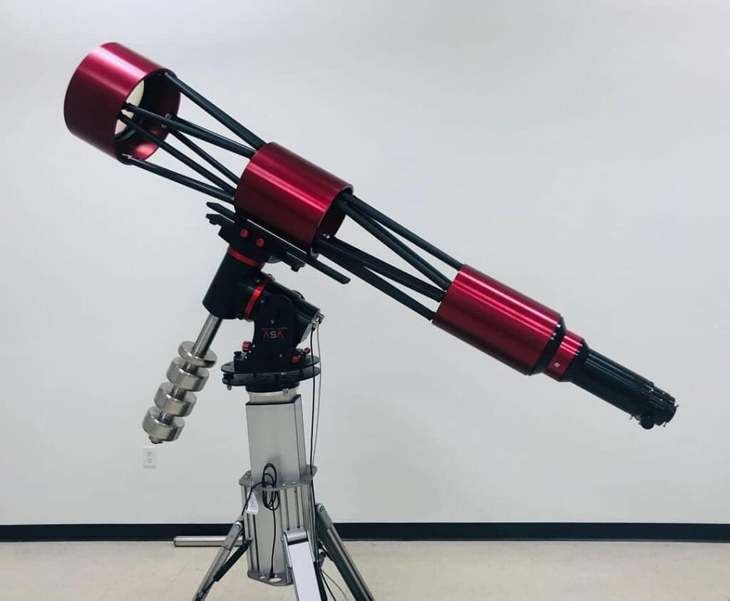 Lunt Instagram Image Red Telescope